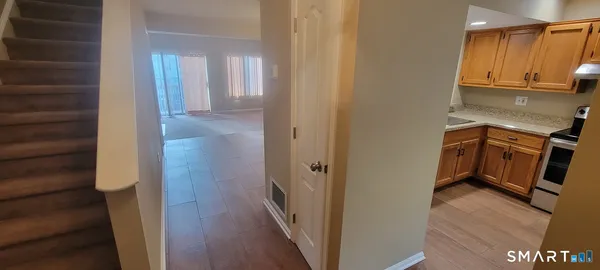 $2,650 | 166 Old Brookfield Road, Unit 314, Danbury, CT 06811