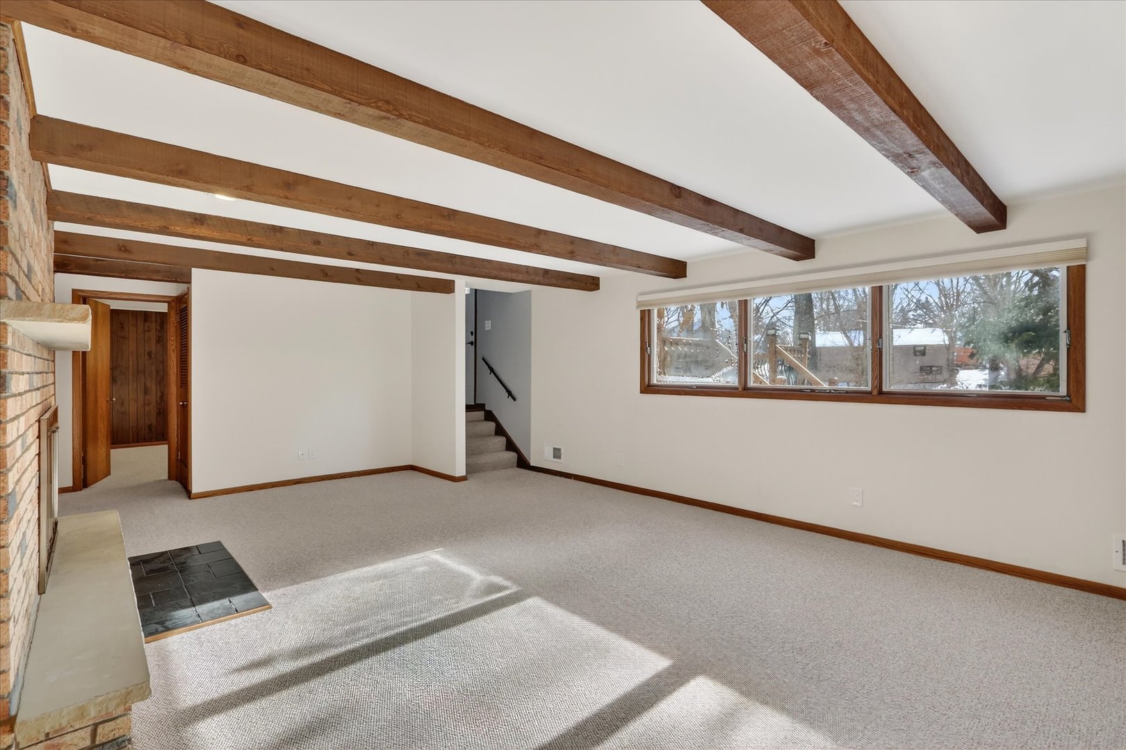 5103 Brookview Road Rockford, IL 61107 - Photo 31 of 51 a view of an empty room with a window