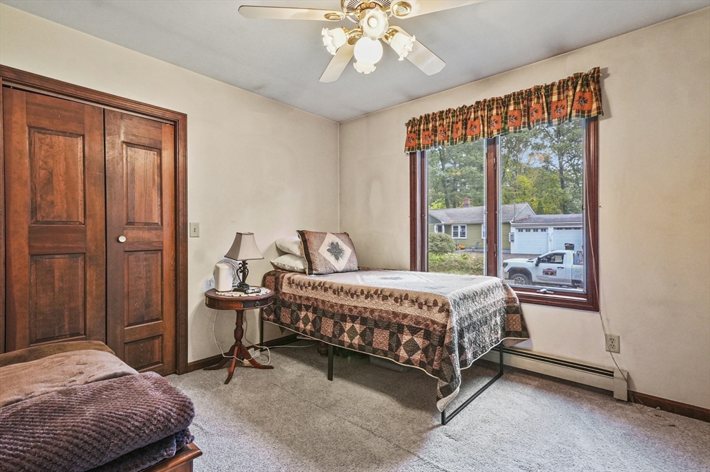 28 Beacon Street Amesbury, MA 01913 - Photo 26 of 41