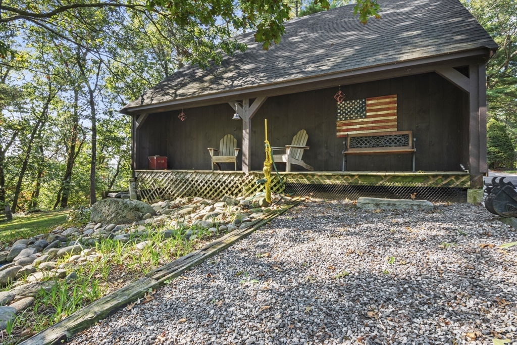 28 Beacon Street Amesbury, MA 01913 - Photo 36 of 41