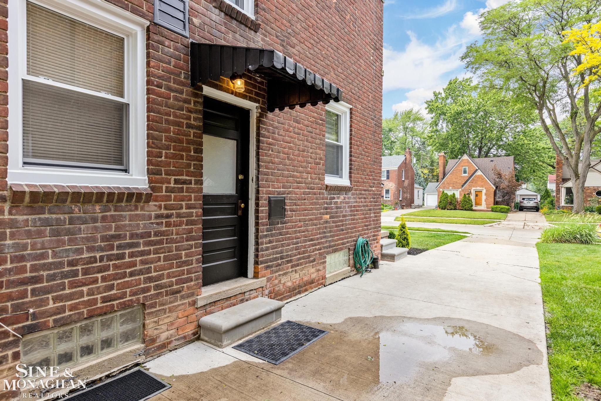2119 Lancaster Street Grosse Pointe, MI 48236 - Photo 18 of 23