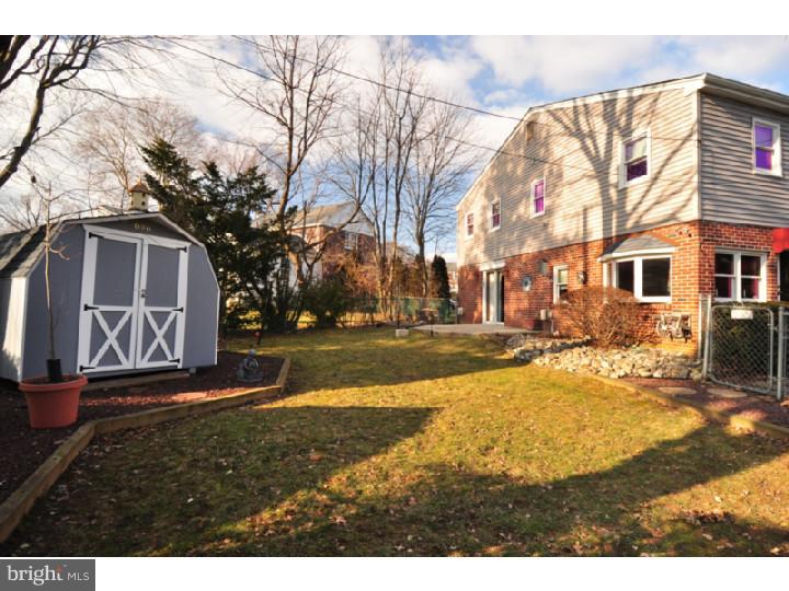 638 Hawarden Road Springfield, PA 19064 - Photo 4 of 25 Exterior Back