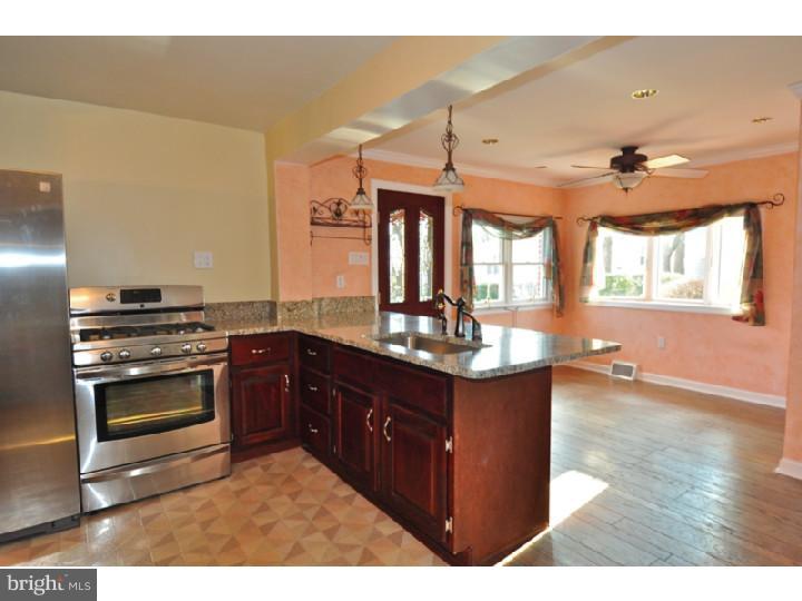638 Hawarden Road Springfield, PA 19064 - Photo 8 of 25 Kitchen