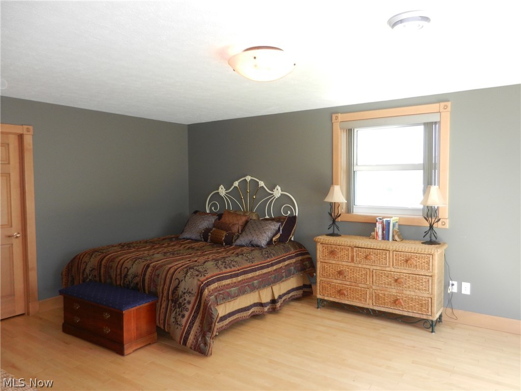 1691 Airline Road Put In Bay, OH 43456 - Photo 10 of 24