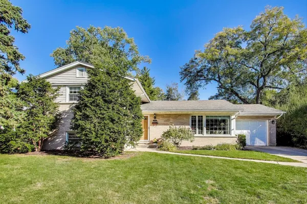 $549,000 | 1108 West Miner Street, Arlington Heights, IL 60005