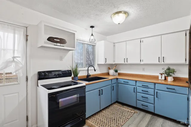 $350,000 | 60 North Laurie Lane, Burley, ID 83318