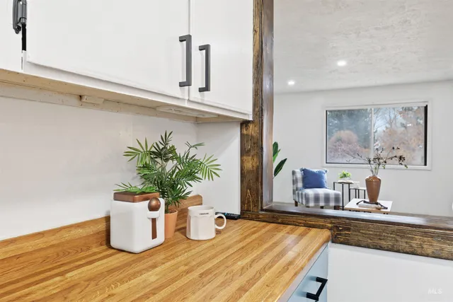 $350,000 | 60 North Laurie Lane, Burley, ID 83318