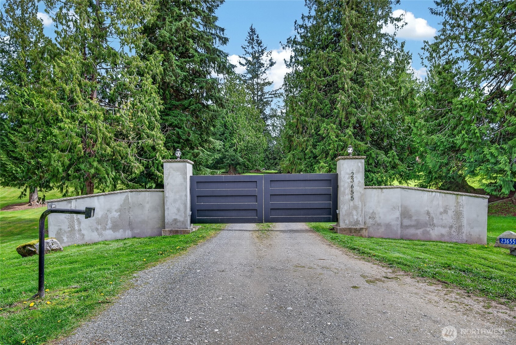 23655 Bulson Road Mount Vernon, WA 98274 - Photo 3 of 40 Gallery Image 3