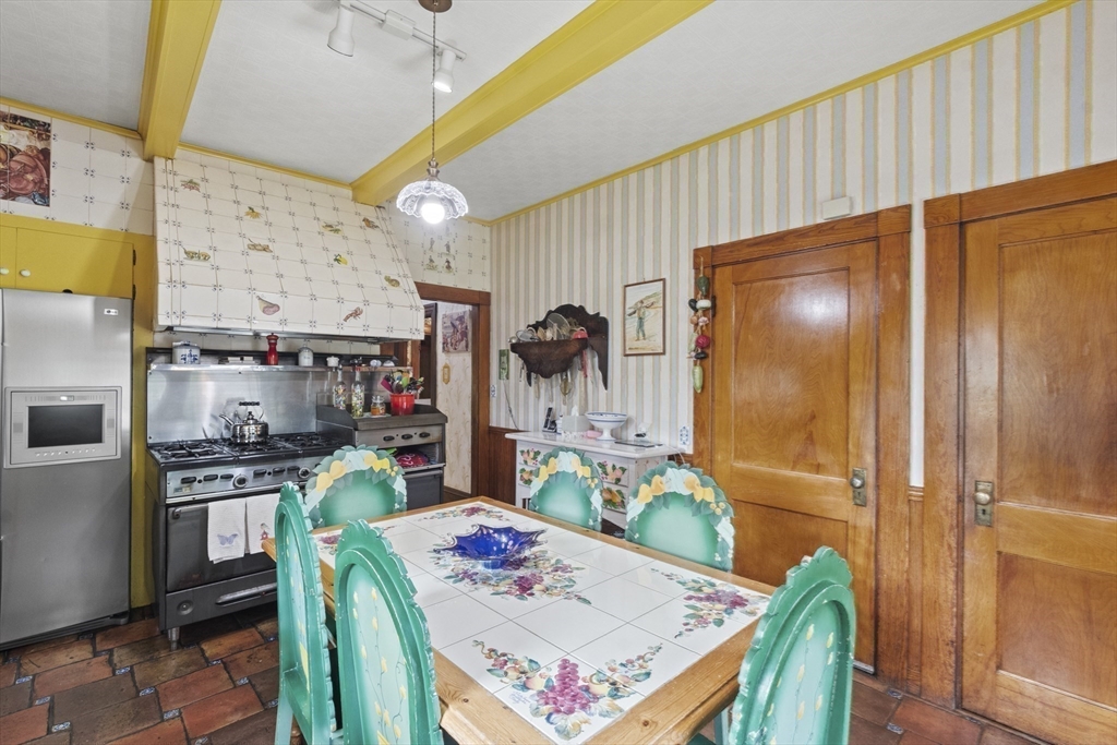 1353 Robeson Street Fall River, MA 02720 - Photo 17 of 38 Gallery Image 17