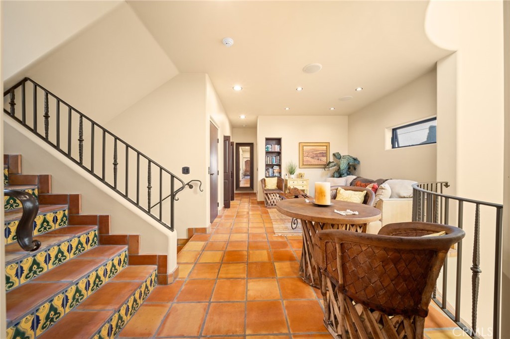 6 Green Turtle Road Coronado, CA 92118 - Photo 24 of 56 2nd Level