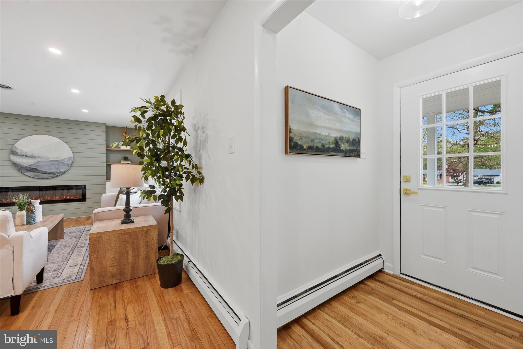 137 Maloney Road Elkton, MD 21921 - Photo 5 of 37 Entryway with Coat Closet