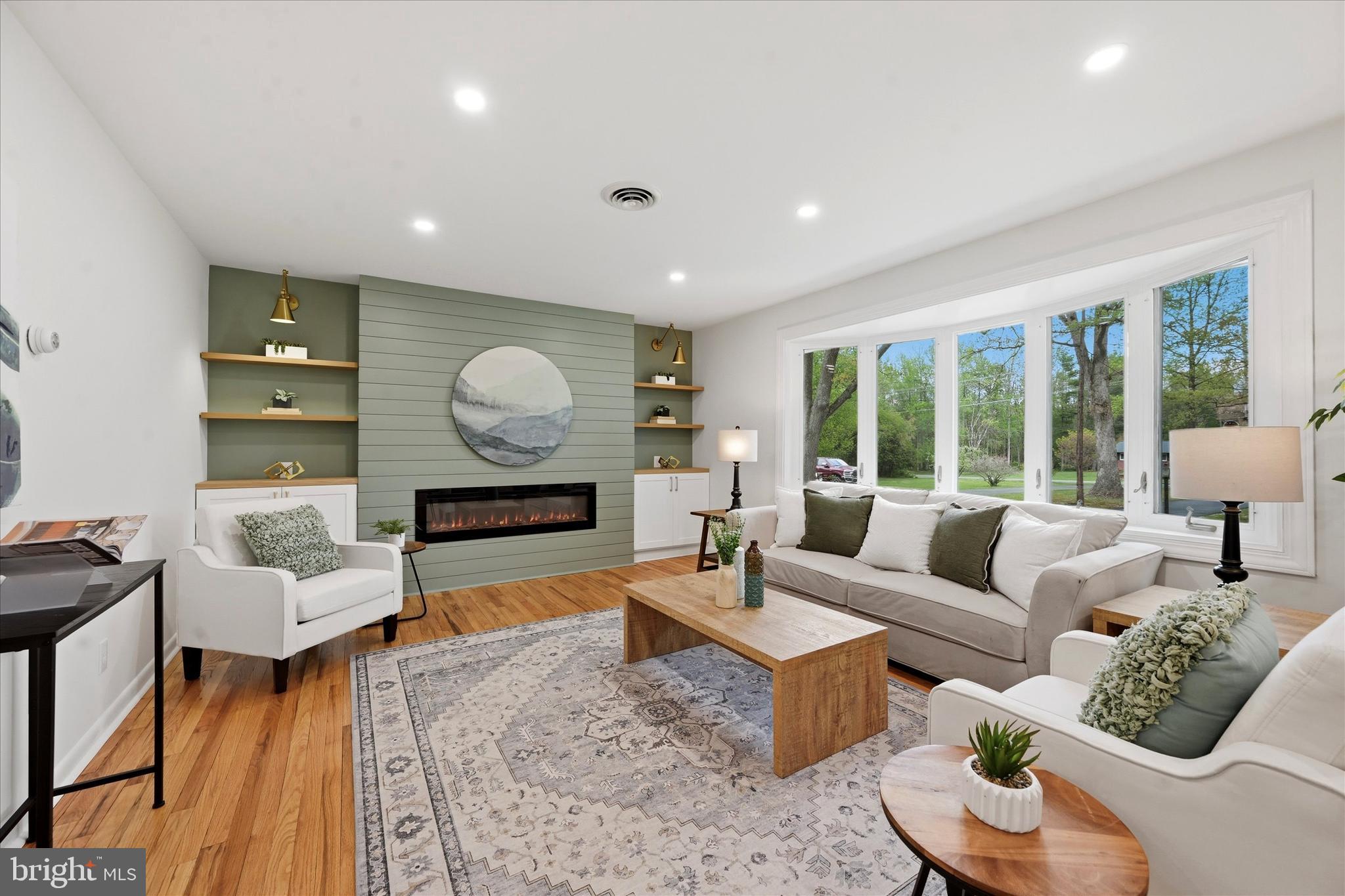 137 Maloney Road Elkton, MD 21921 - Photo 6 of 37 Sundrenched Living Room