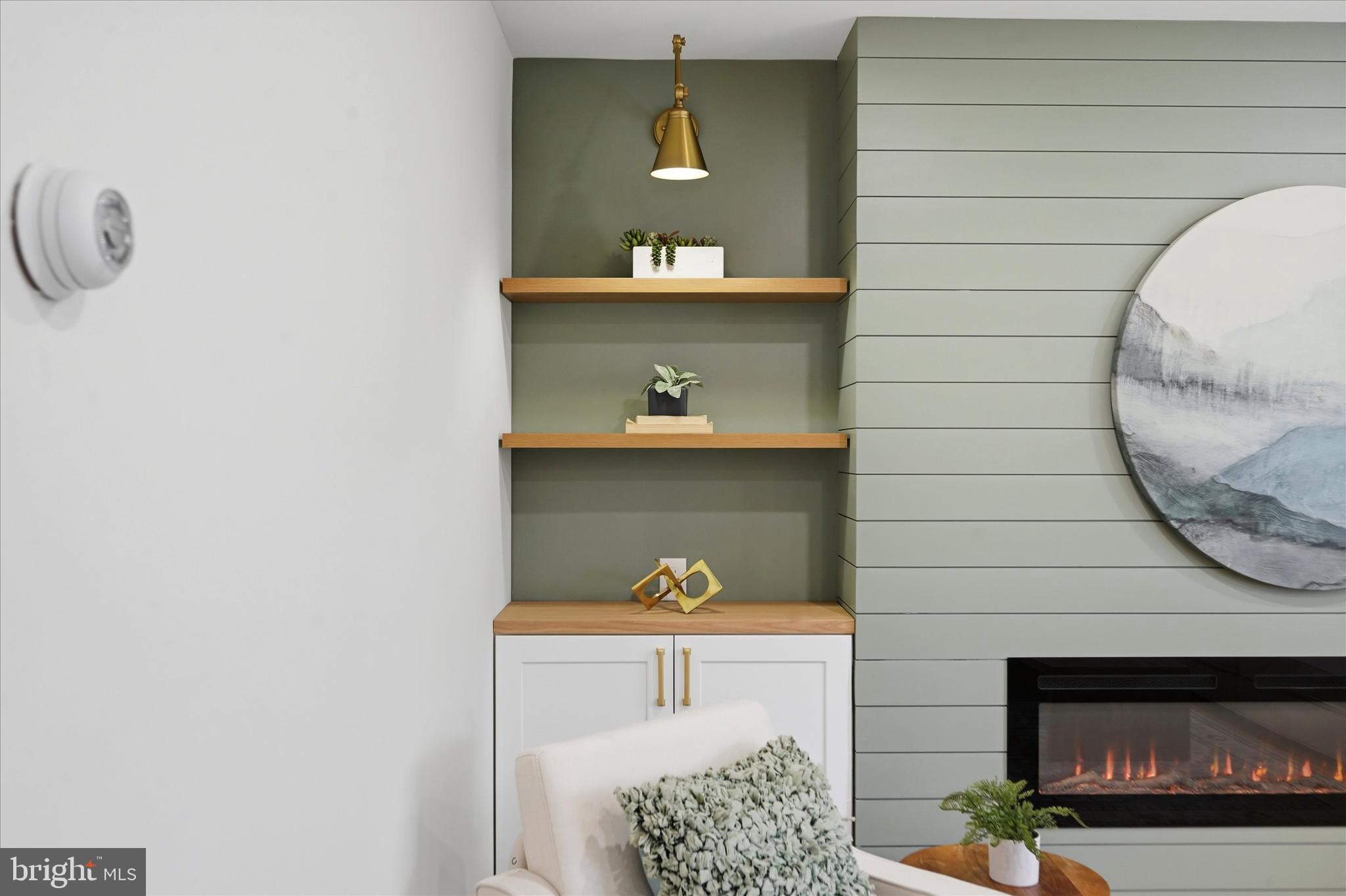 137 Maloney Road Elkton, MD 21921 - Photo 9 of 37 Oak and Shiplap Details