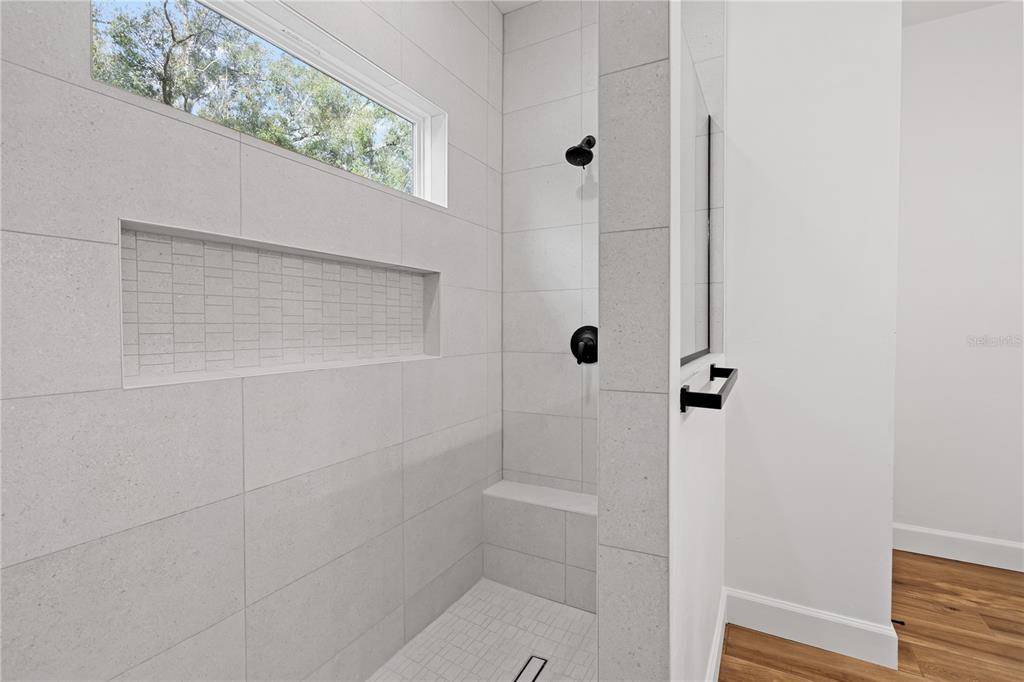 601 Fisher Drive Bronson, FL 32621 - Photo 15 of 32 a bathroom with a shower