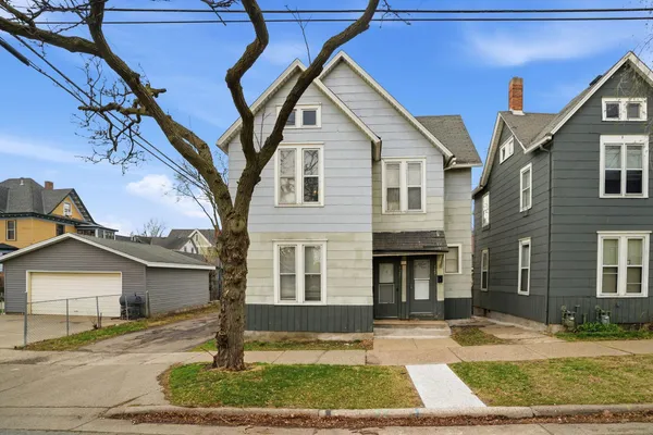 $325,000 | 525 Galtier Street, St. Paul, MN 55103
