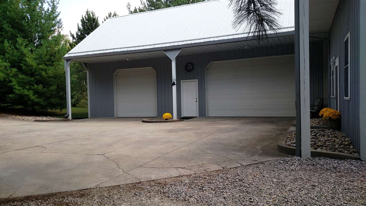 3357 West Cockrell Road Bloomington, IN 47403 - Photo 13 of 34 Gallery Image 13