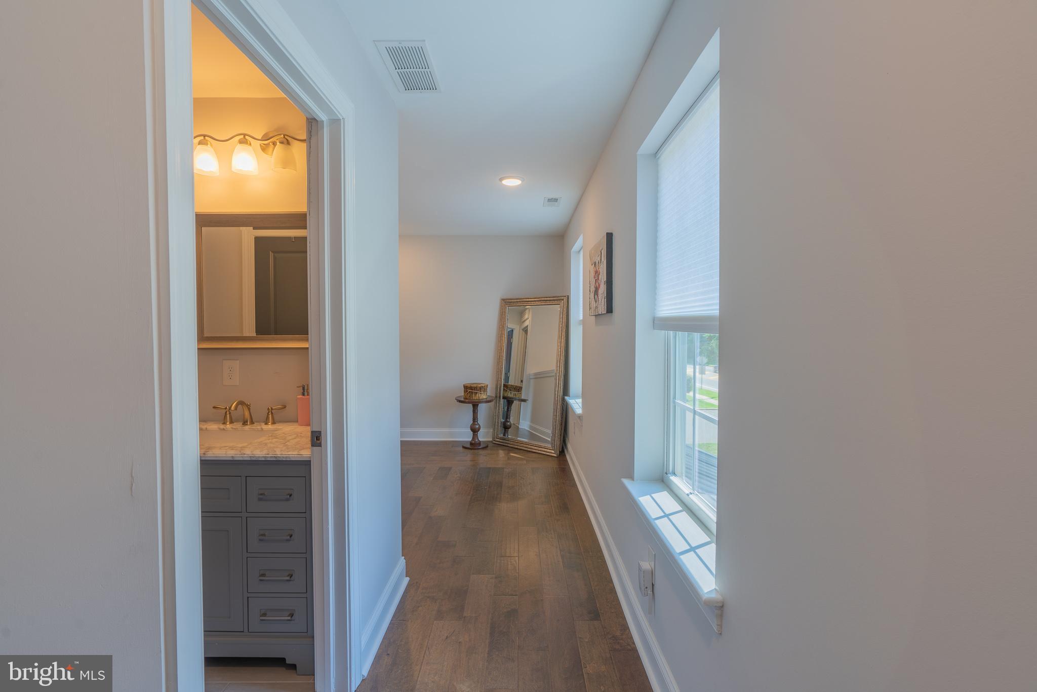 132 Clementon Road Berlin, NJ 08009 - Photo 23 of 36