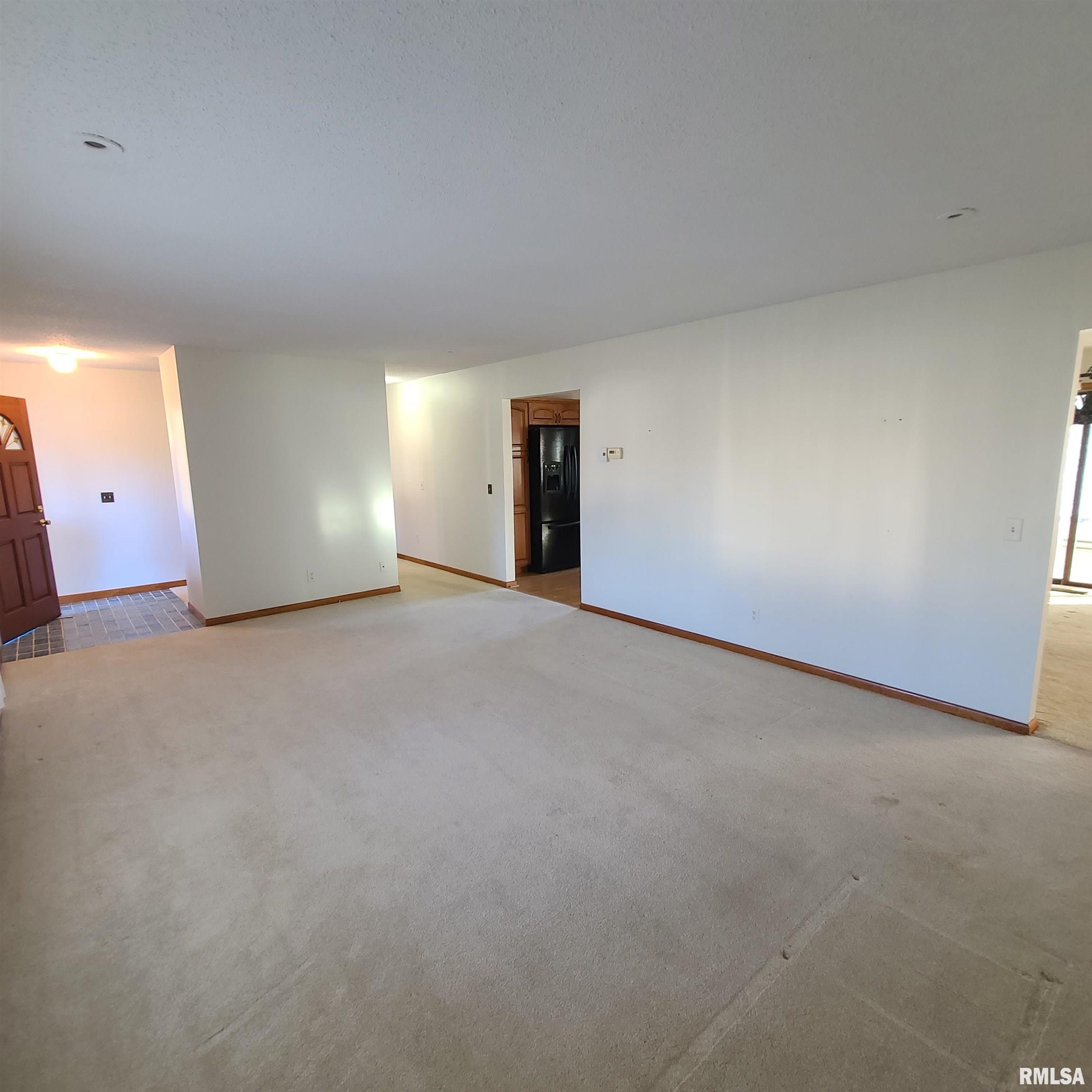 798 Prairieview Road Knoxville, IL 61448 - Photo 12 of 35 Gallery Image 12
