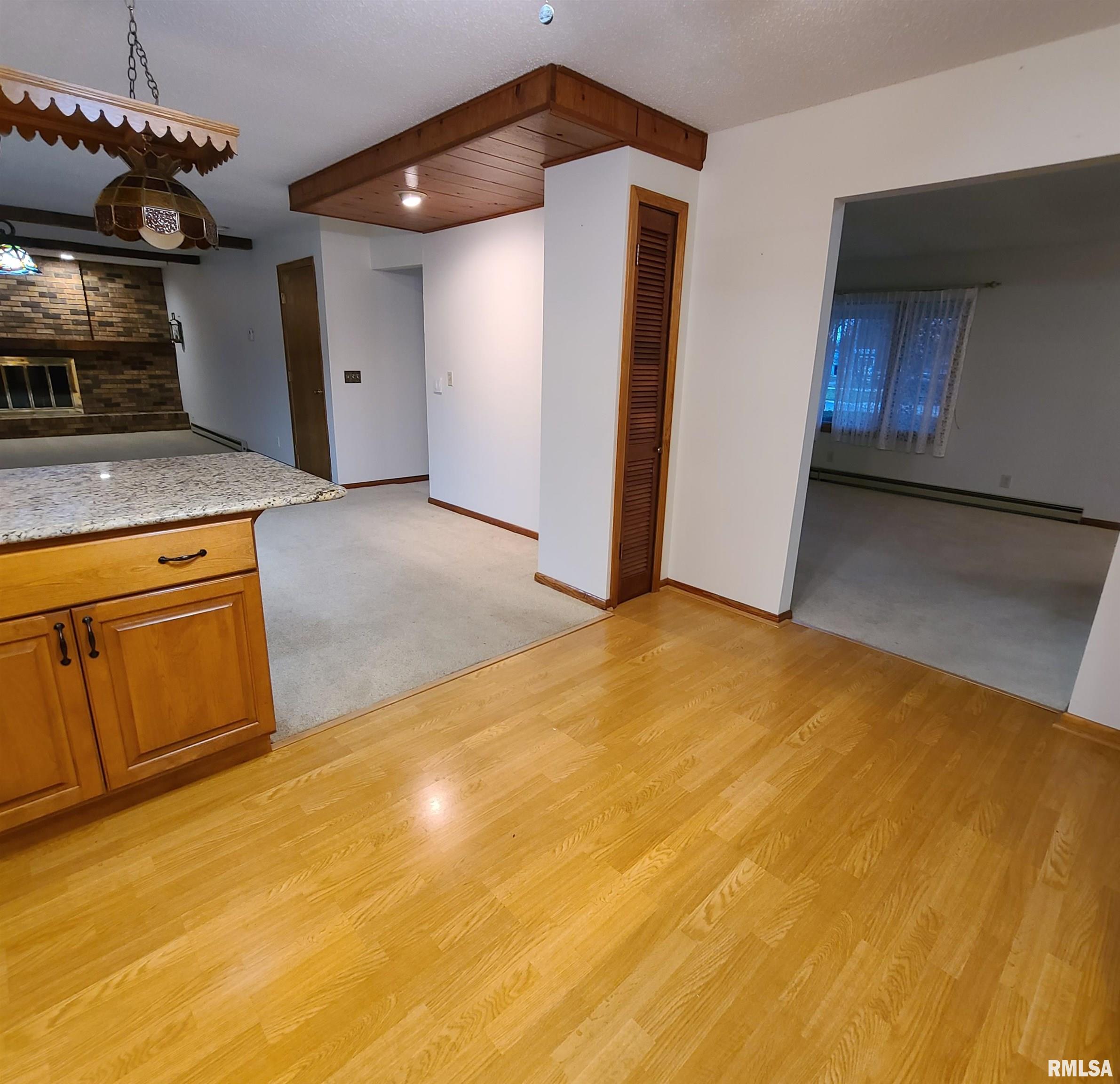 798 Prairieview Road Knoxville, IL 61448 - Photo 15 of 35 Gallery Image 15