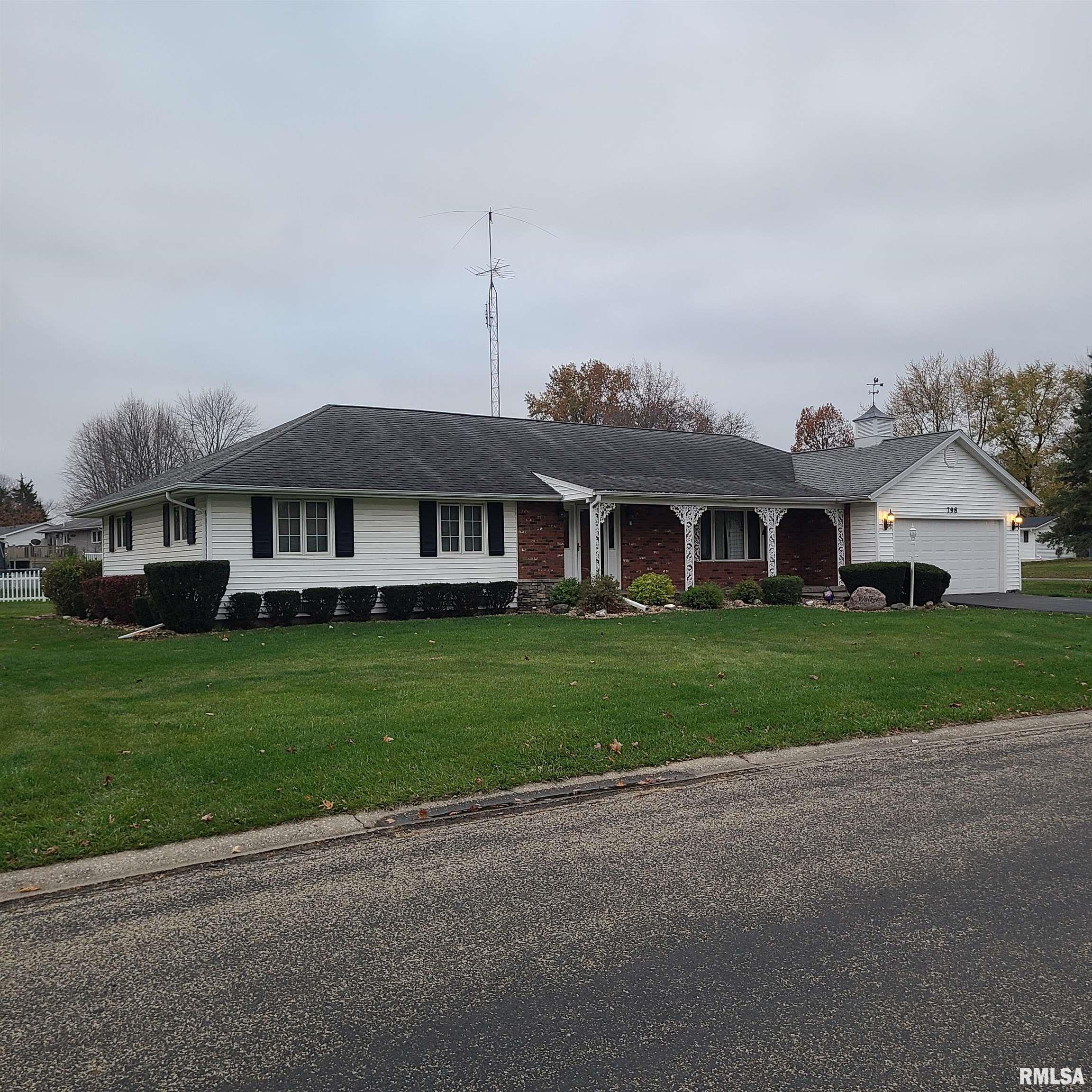 798 Prairieview Road Knoxville, IL 61448 - Photo 2 of 35 Gallery Image 2