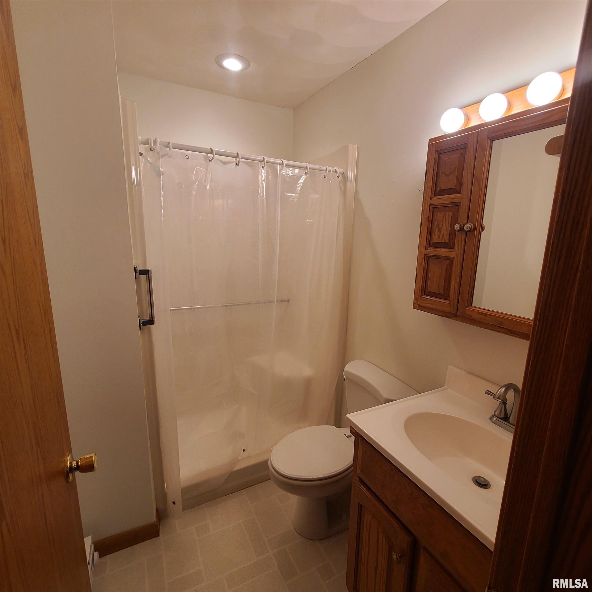 798 Prairieview Road Knoxville, IL 61448 - Photo 30 of 35 Gallery Image 30
