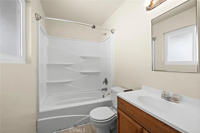 $3,100 | 229 West Escalones, Unit D, San Clemente, CA 92672
