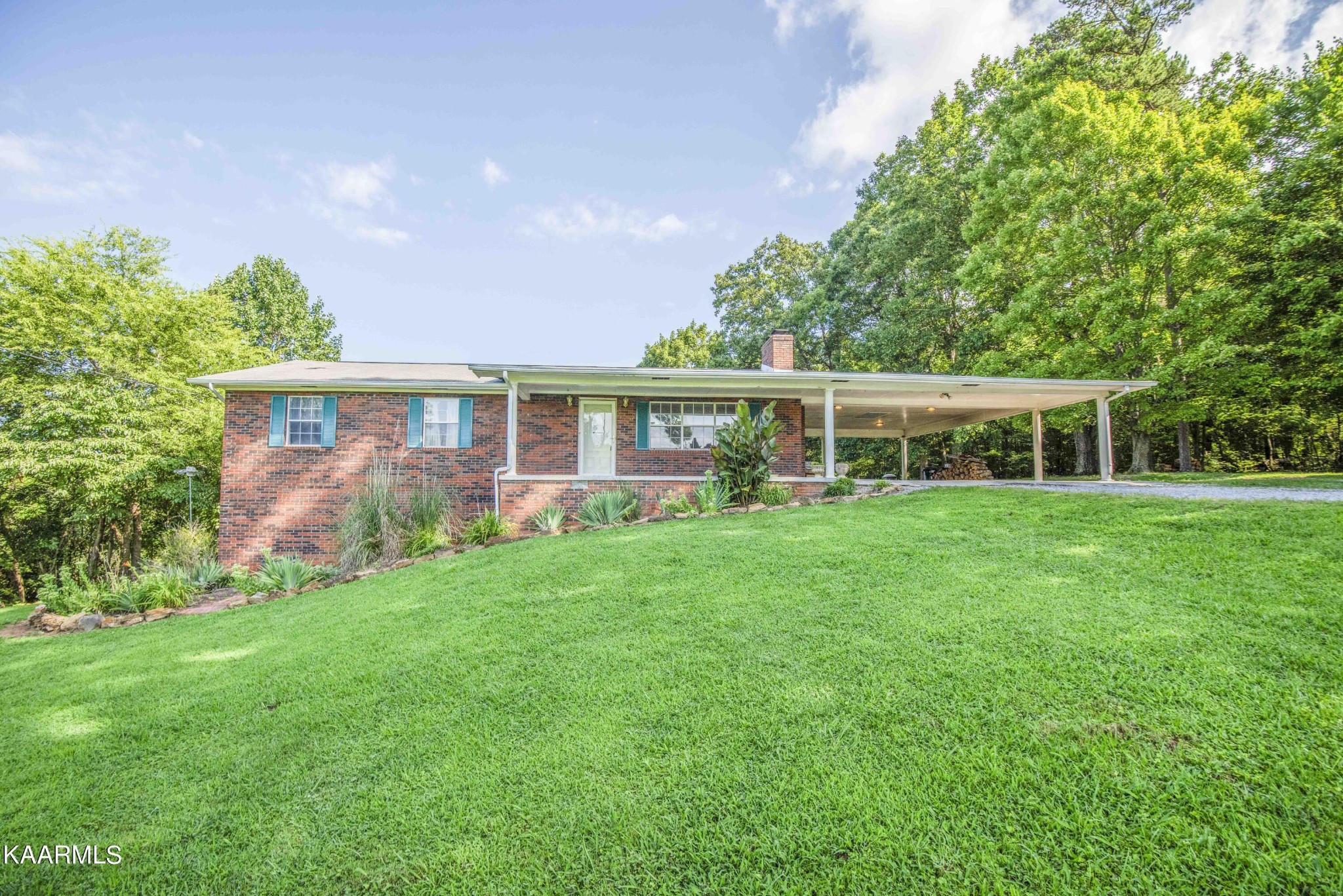 1025 Cooper Road Strawberry Plains, TN 37871 - Photo 1 of 51 Gallery Image 1