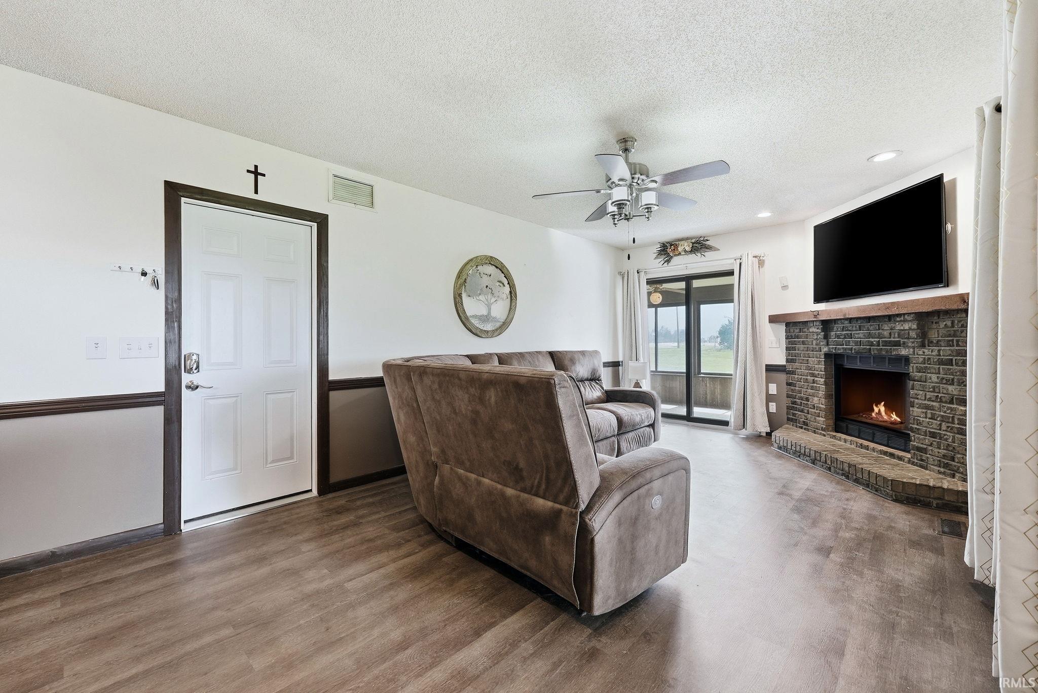 7266 North St Road Ossian, IN 46777 - Photo 11 of 32