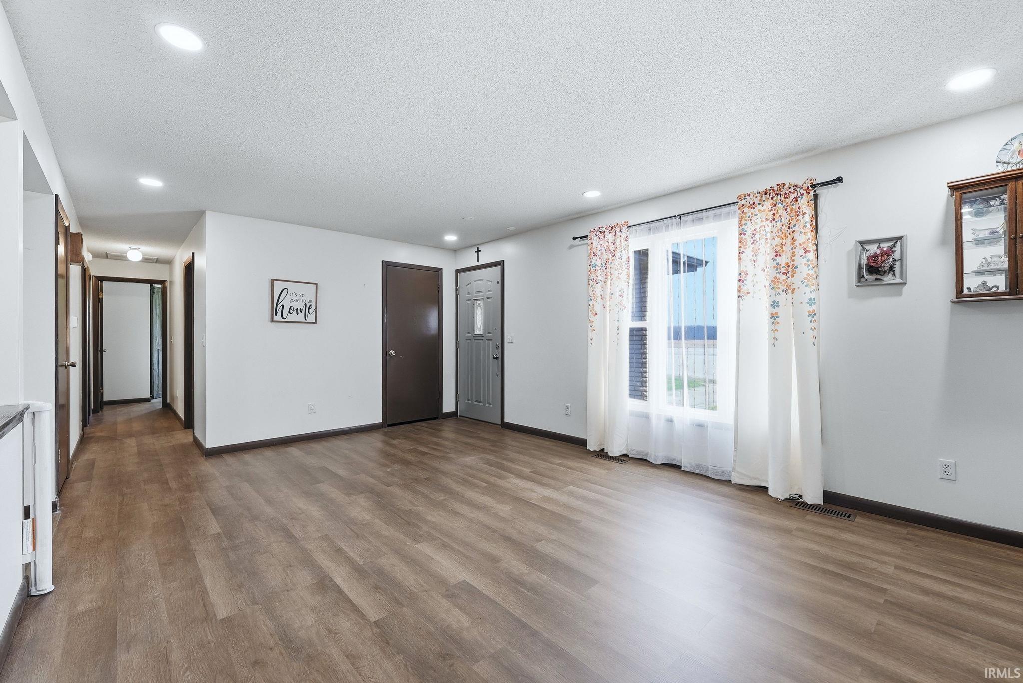 7266 North St Road Ossian, IN 46777 - Photo 7 of 32