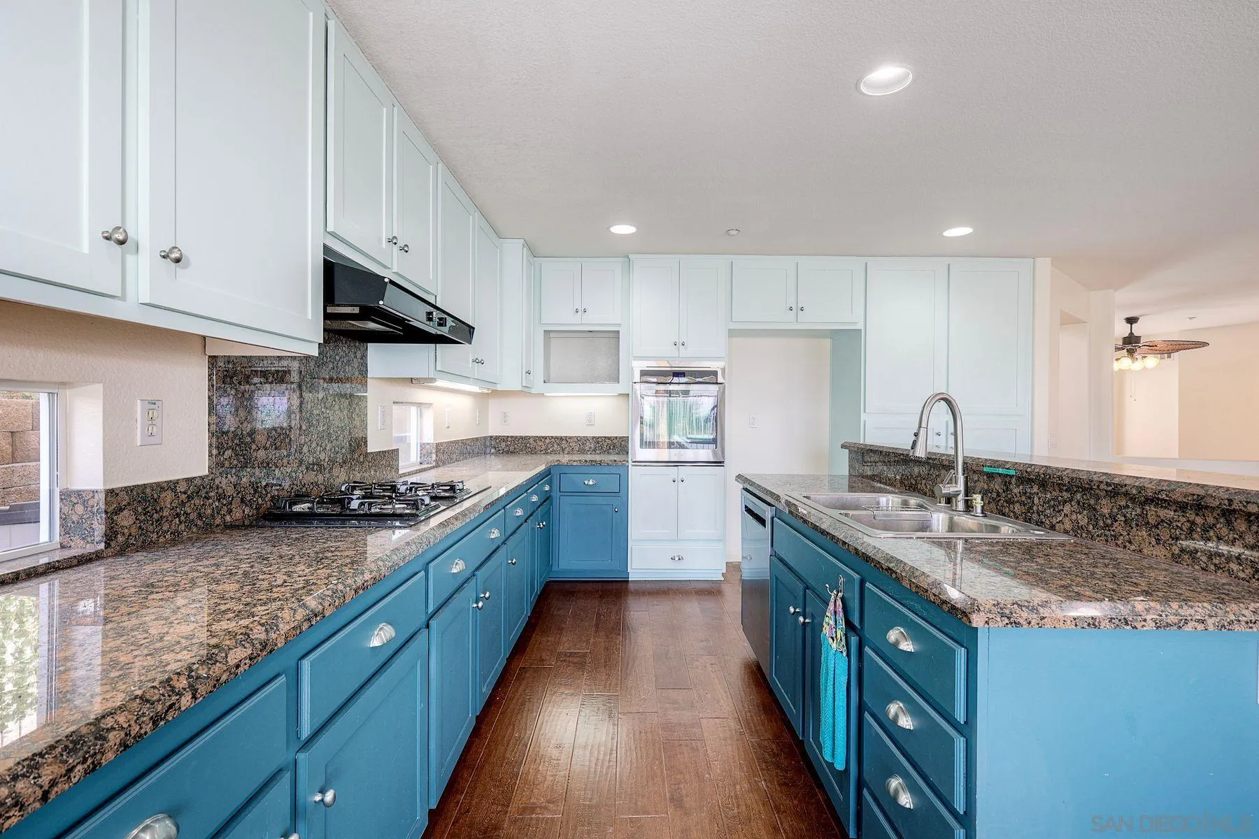 10160 Challenger Circle Spring Valley, CA 91978 - Photo 14 of 41 Gallery Image 14