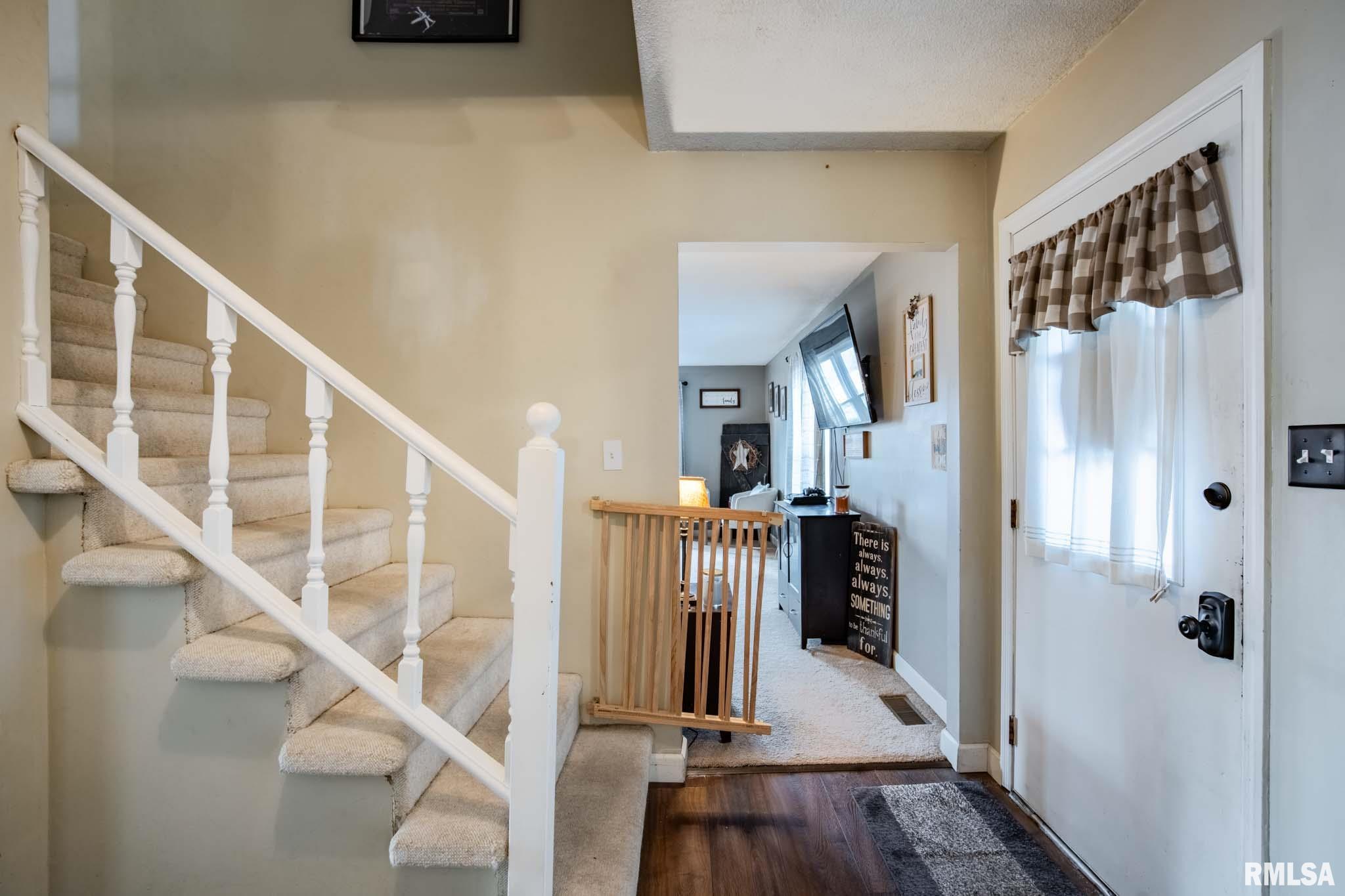 6278 Market Road Marion, IL 62959 - Photo 3 of 40
