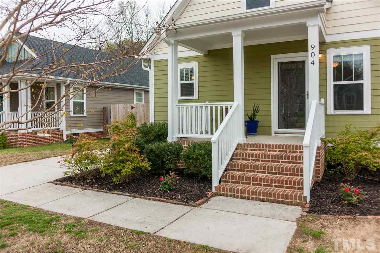 904 Dorothy Sanders Way Raleigh, NC 27601 - Photo 3 of 25 front view of a house