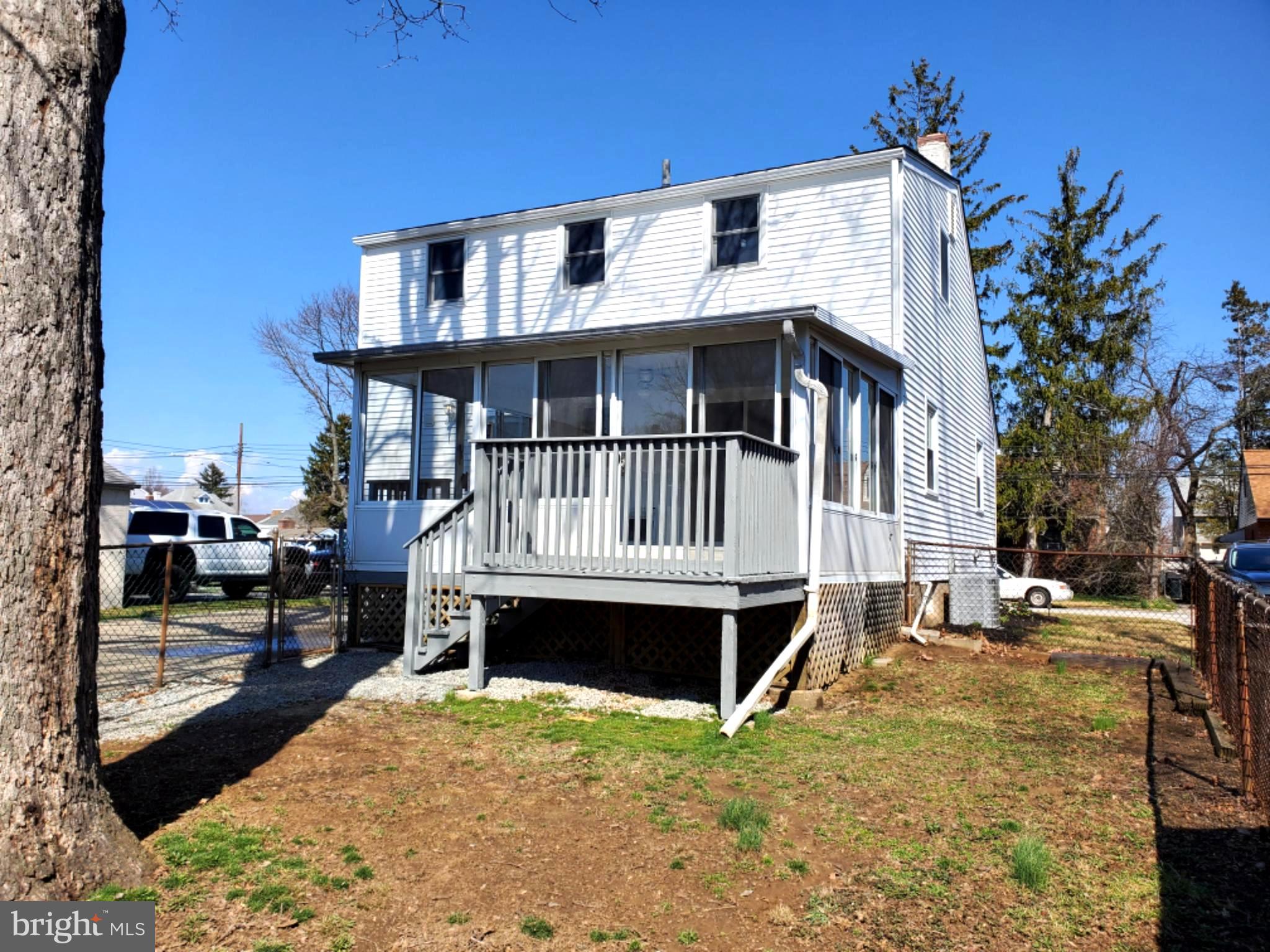 Exterior Rear View