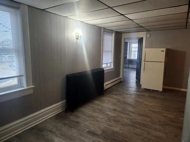 $900 | 105 East Lincoln Avenue, Unit 6, Hinckley, IL 60520