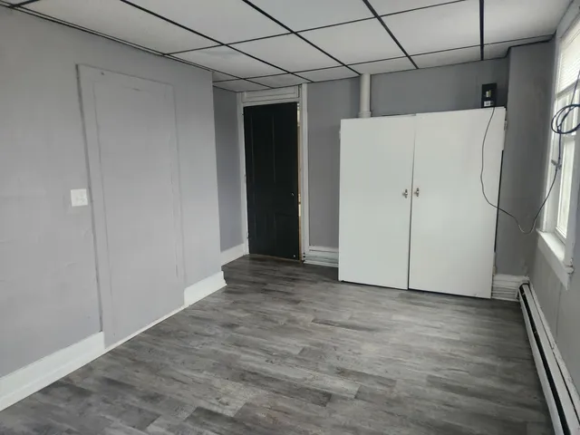 $900 | 105 East Lincoln Avenue, Unit 6, Hinckley, IL 60520