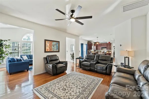 $649,900 | 1019 Markwell Drive, Matthews, NC 28105