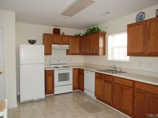 5417 Kissimmee Lane Raleigh, NC 27616 - Photo 4 of 9 Gallery Image 4