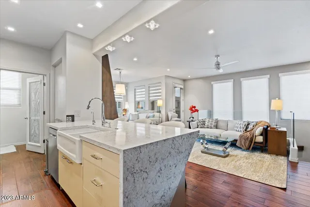 $5,500 | 15221 North Clubgate Drive, Unit 2062, Scottsdale, AZ 85254