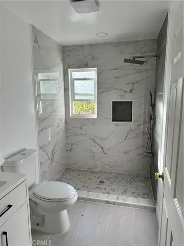 $3,795 | 1348 West Avenue, Fullerton, CA 92833