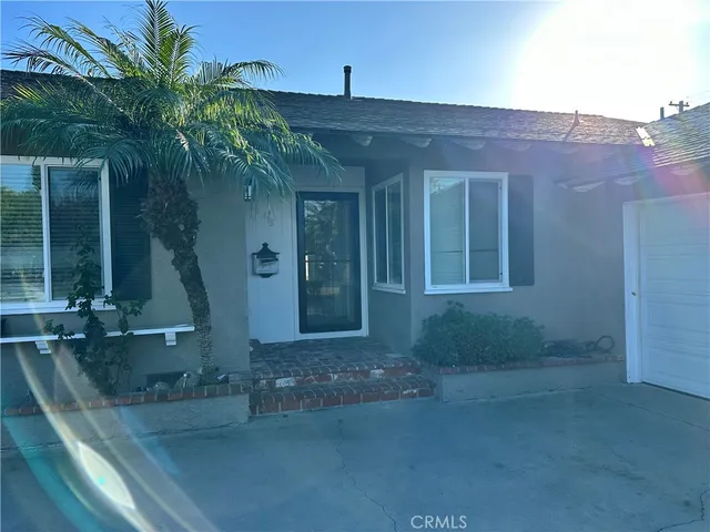 $3,795 | 1348 West Avenue, Fullerton, CA 92833