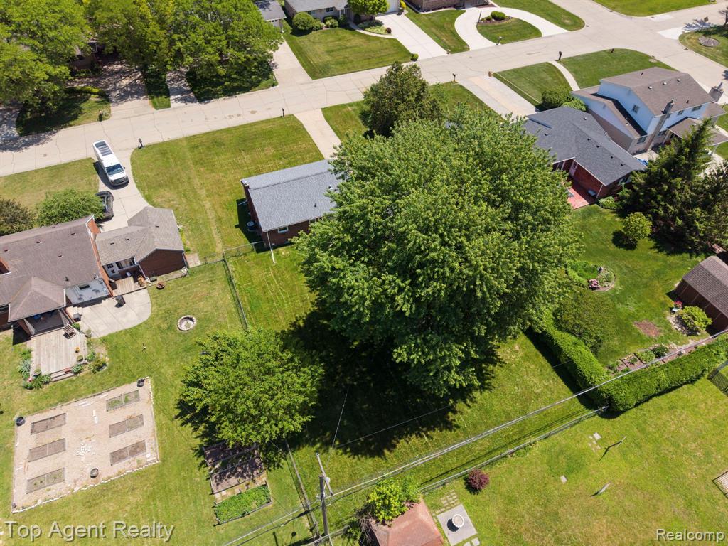 36365 Briarcliff Road Sterling Heights, MI 48312 - Photo 46 of 52