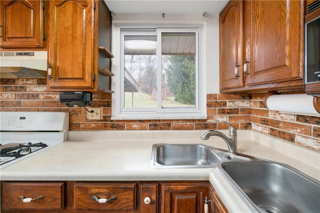 2886 McNeal Road Allison Park, PA 15101 - Photo 15 of 23 Gallery Image 15