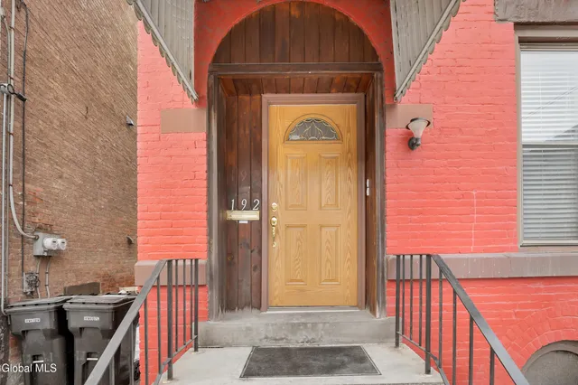$270,000 | 192 Hill Street, Troy, NY 12180