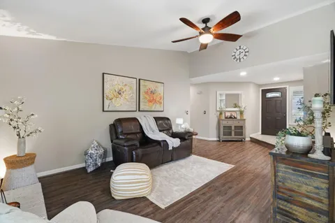 $999,998 | 1140 Valbusa Drive, Gilroy, CA 95020