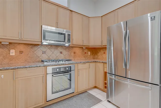 $2,500 | 3322 East Cedar Hollow Drive, Pearland, TX 77584