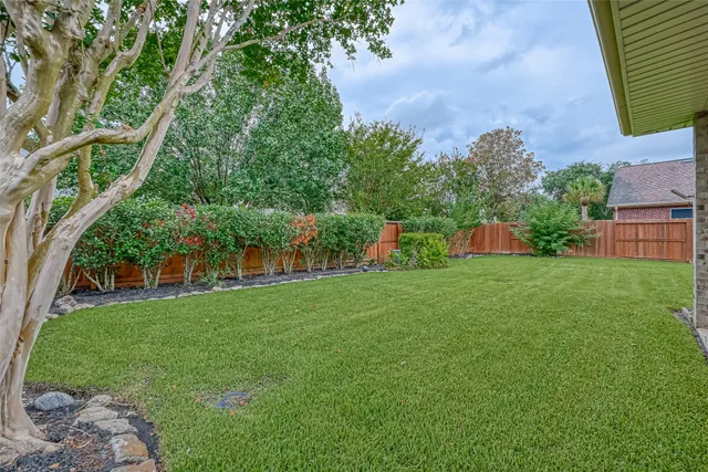 $2,500 | 3322 East Cedar Hollow Drive, Pearland, TX 77584