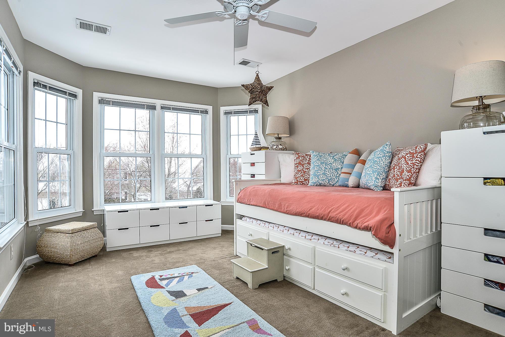 1274 Woodbrook Court Reston, VA 20194 - Photo 17 of 29 Bedroom