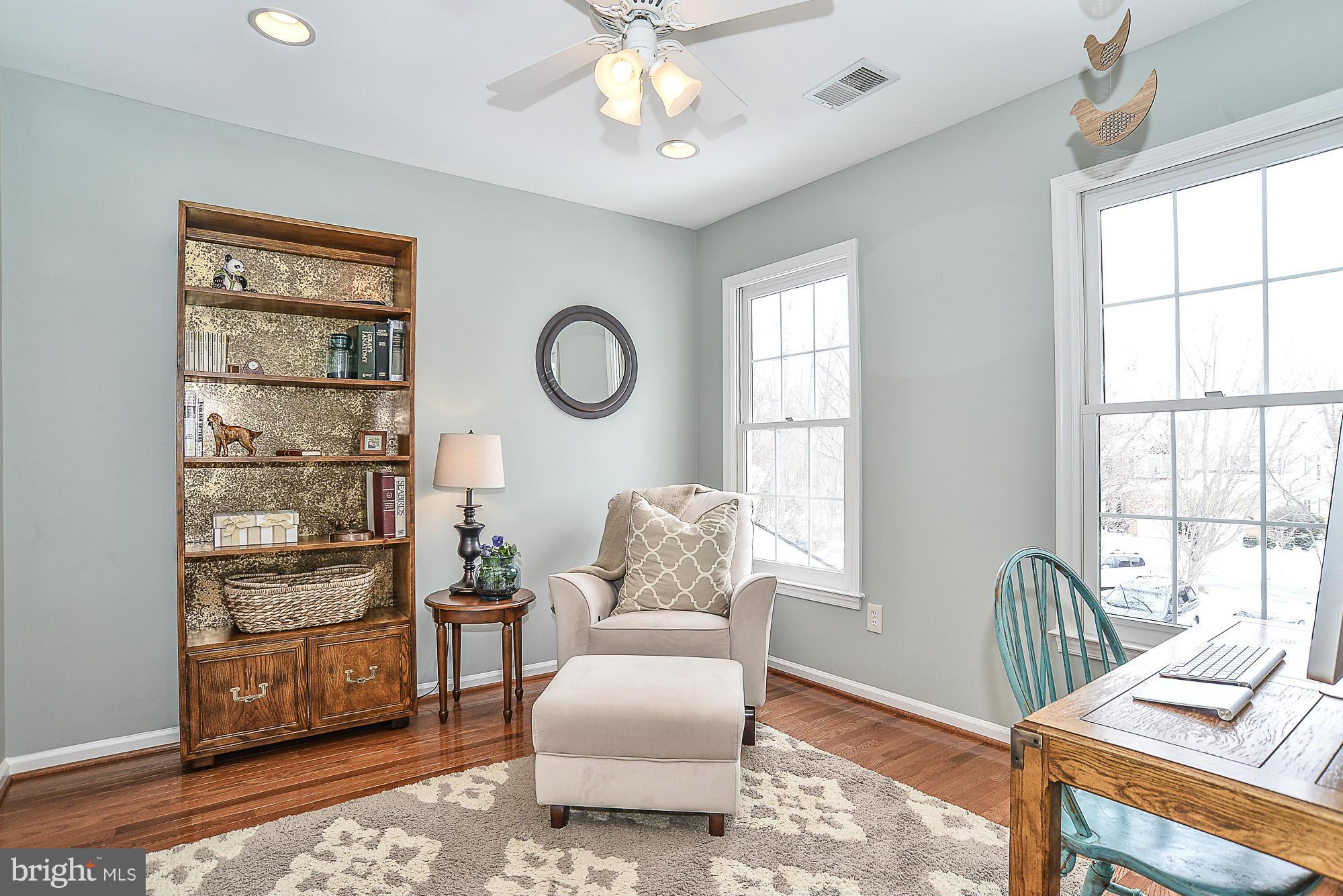 1274 Woodbrook Court Reston, VA 20194 - Photo 18 of 29 Bedroom