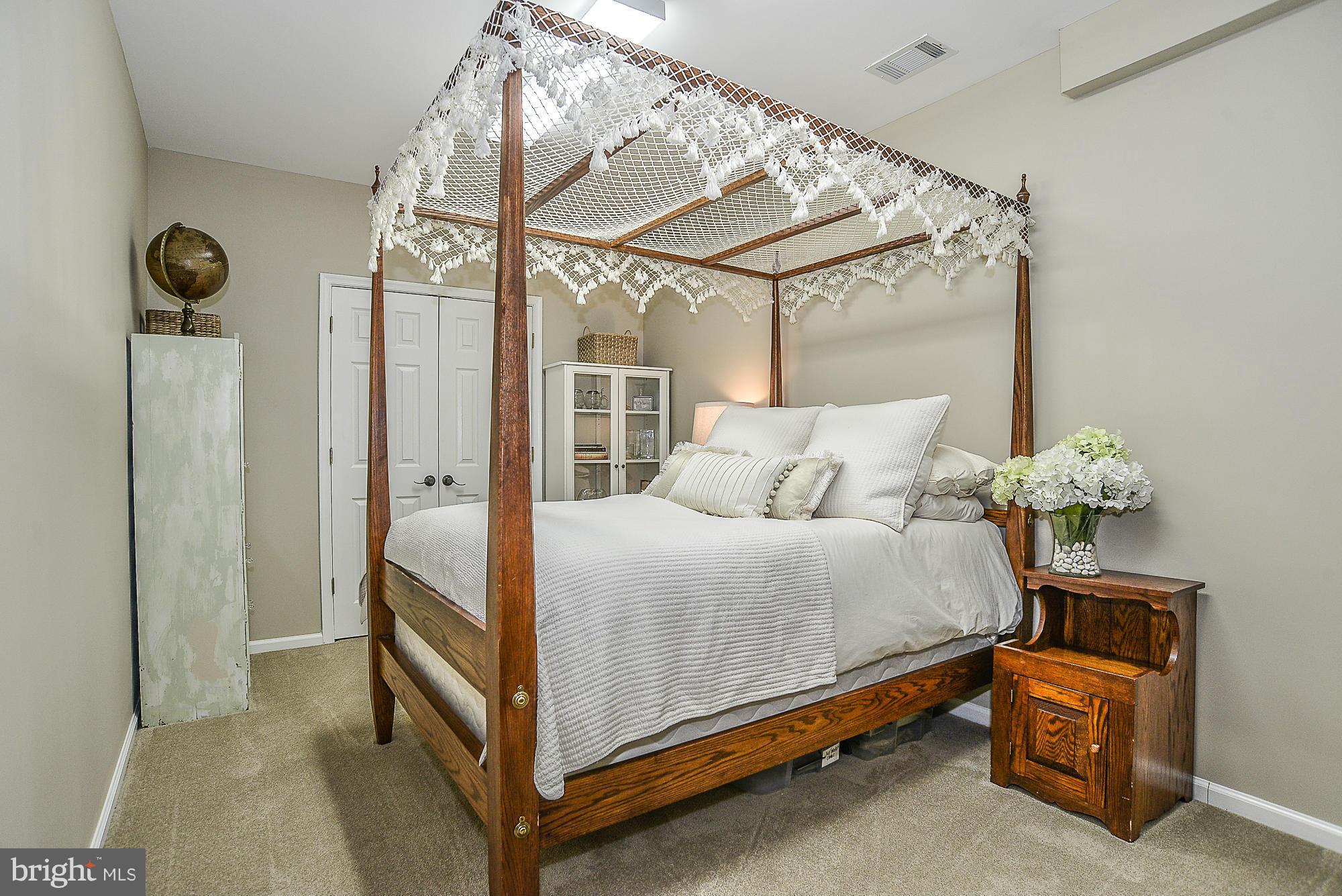 1274 Woodbrook Court Reston, VA 20194 - Photo 27 of 29 Lower Level Den