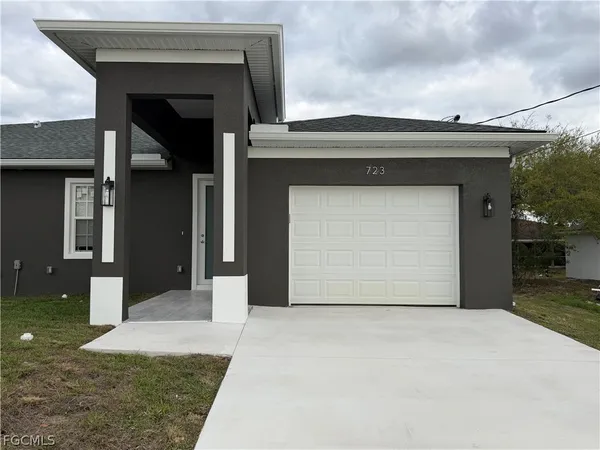 $2,000 | 723 Ivan Avenue South, Lehigh Acres, FL 33973